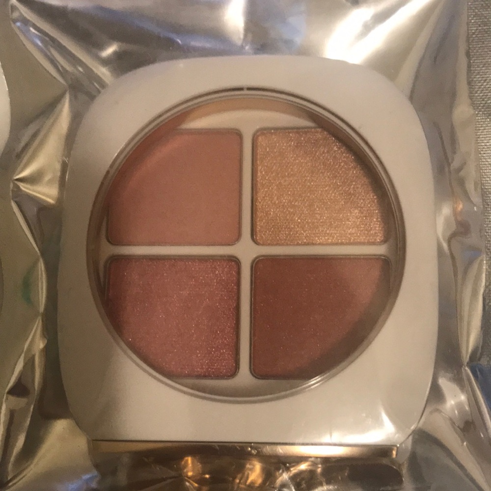 💖 Flower Beauty Shimmer Rose & Gold Eyeshadow Quad - Neutral Pink Palette
